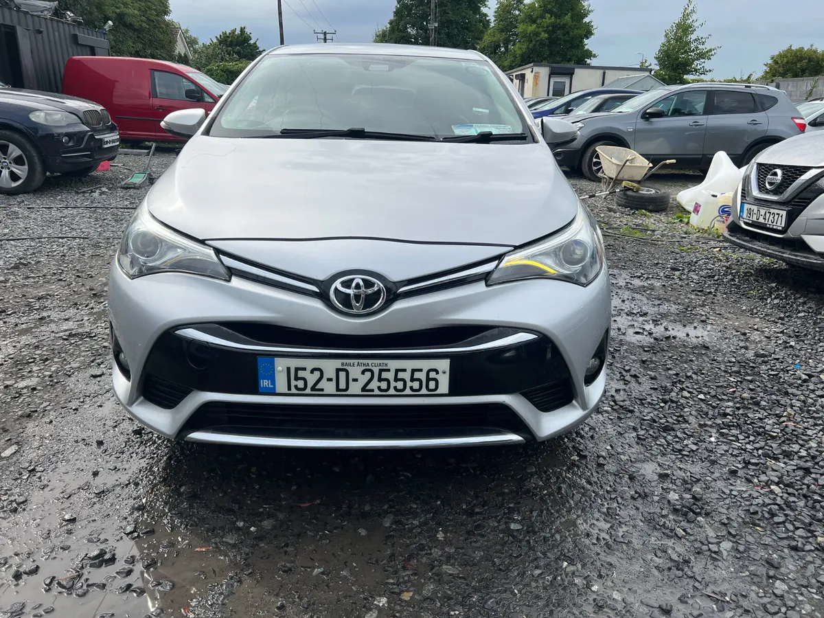 2015 Toyota Avensis 2.0 Diesel drive away - Image 2