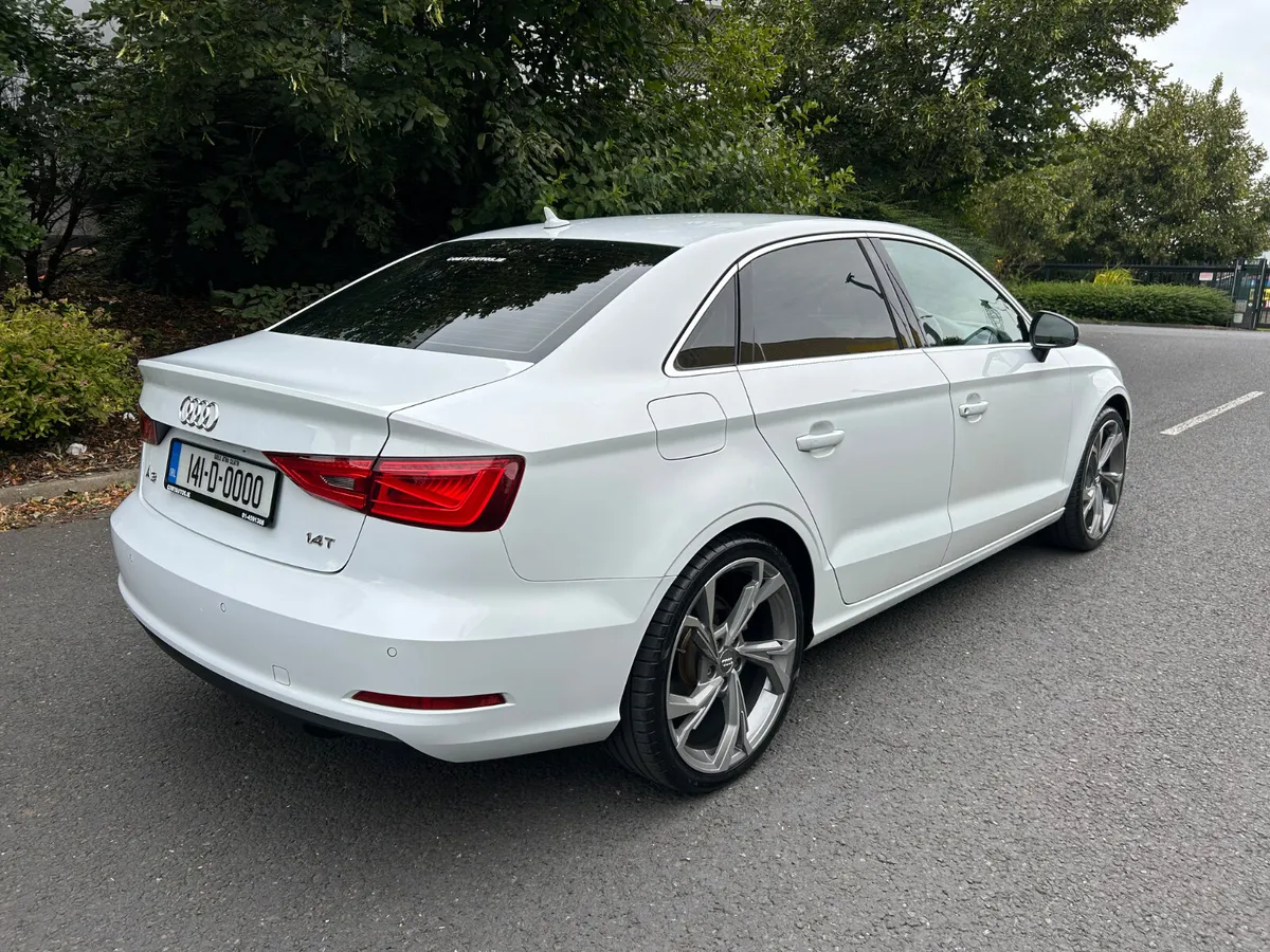 Audi A3 1.4 TFSI S-TRONIC - Image 2