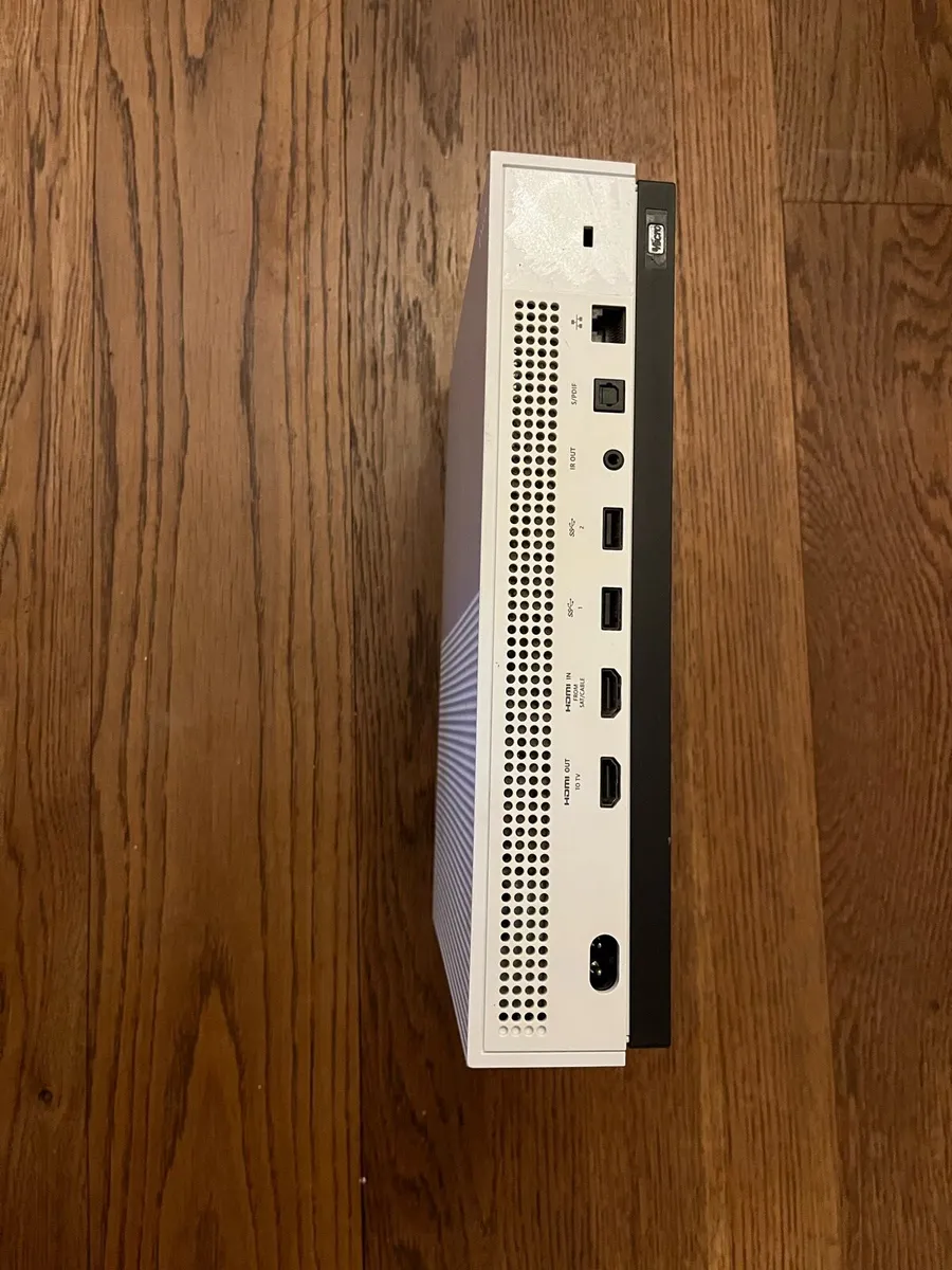 Xbox one S - Image 2