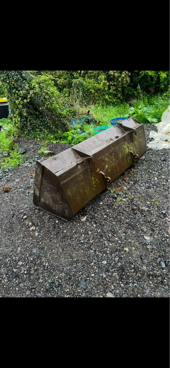 Bucket - Image 2