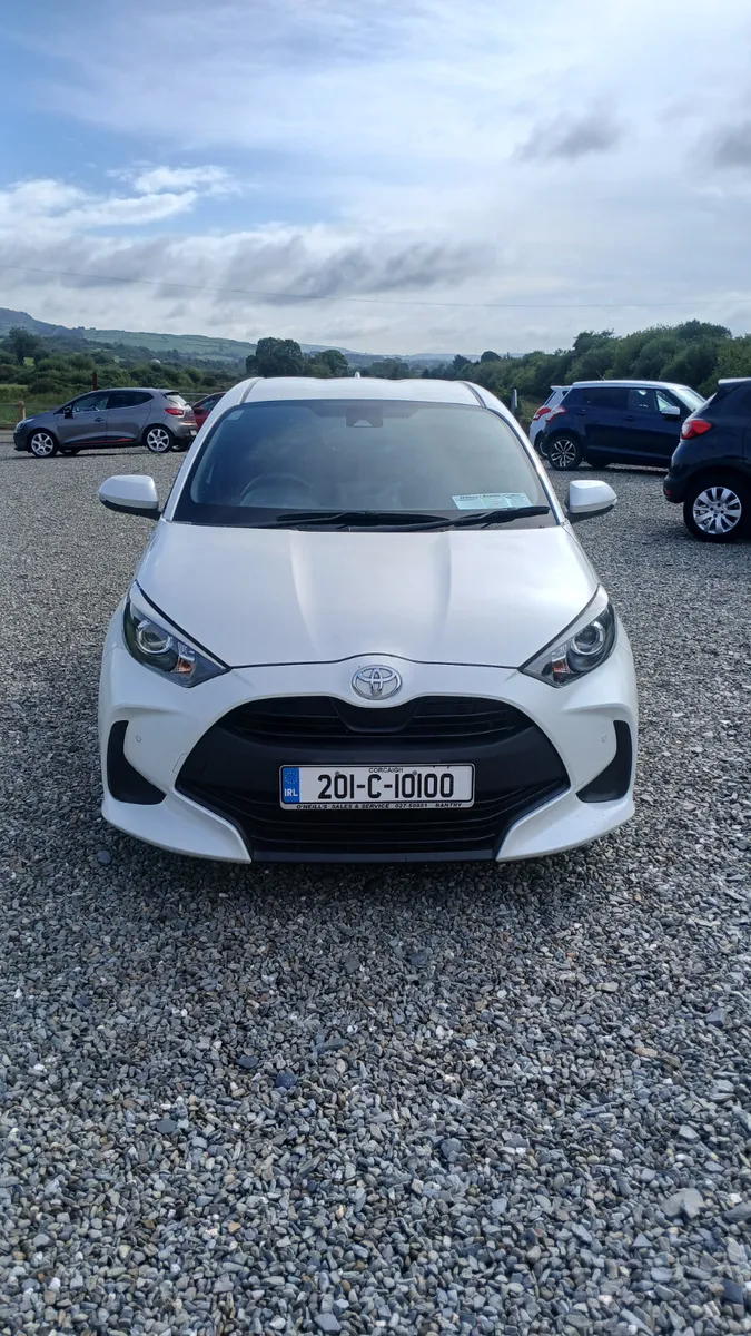 Toyota Yaris 1.0 Petrol Auto. - Image 2