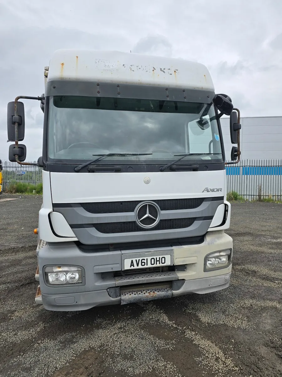 Mercedes-Benz Other 2011 - Image 1