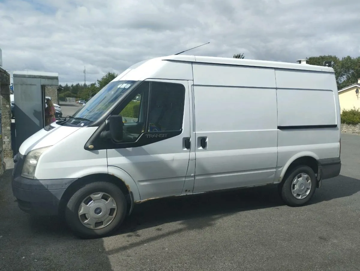 Ford Transit - Image 3