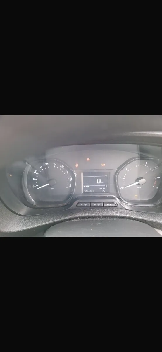 Peugeot Expert 2019 - Image 1
