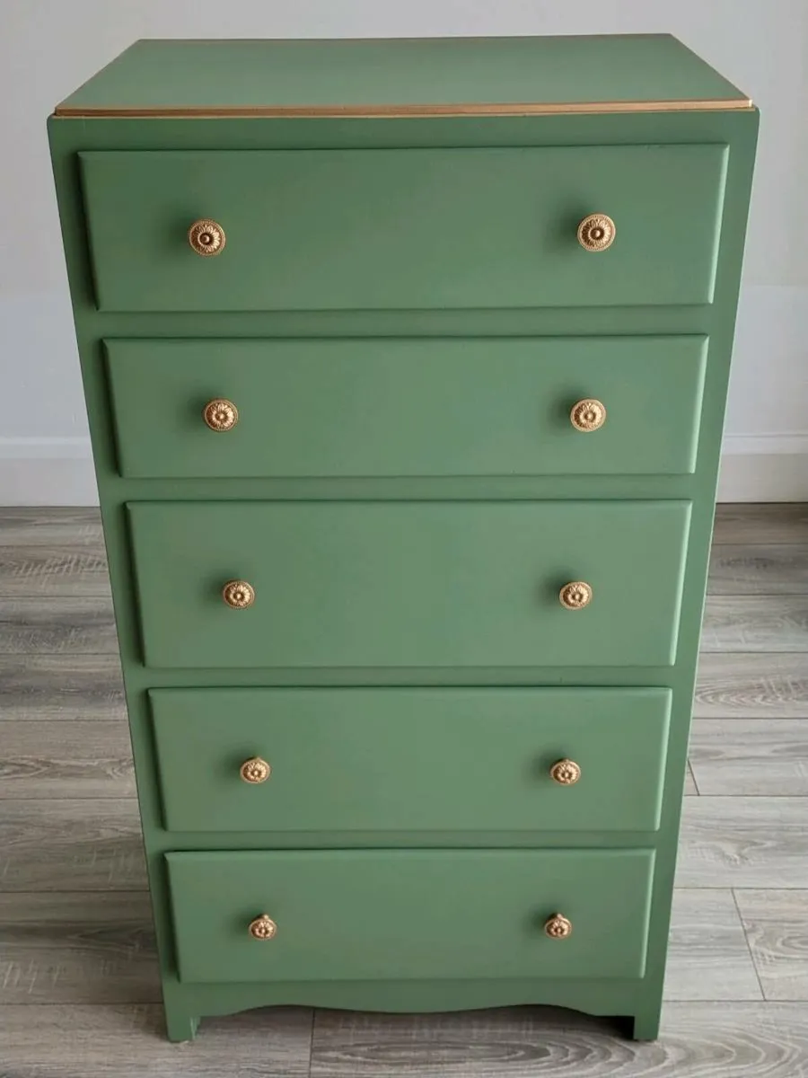 Vintage chest of drawers - Image 2