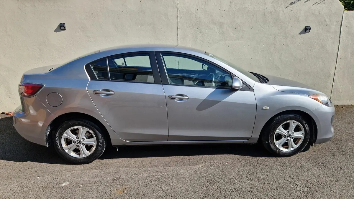 Mazda Mazda3 2013 - Image 4