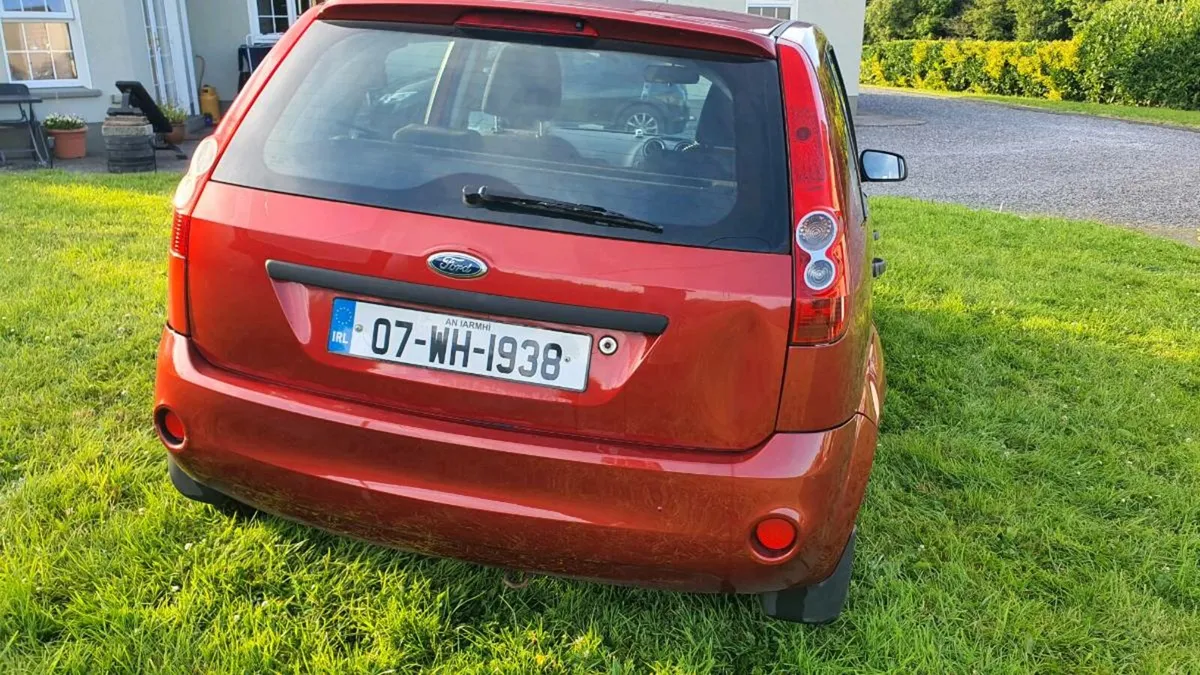 Ford Fiesta 1.25 Zetec - Image 2