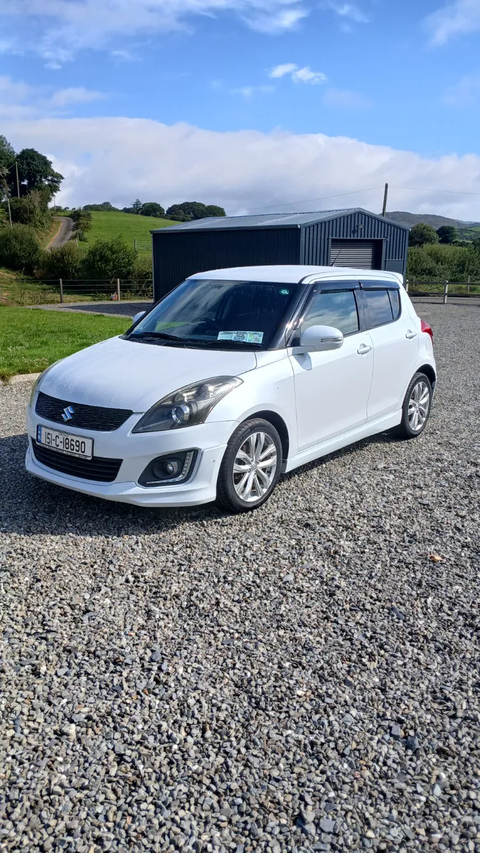 Suzuki Swift 2015 1.2 RS Auto. - Image 1