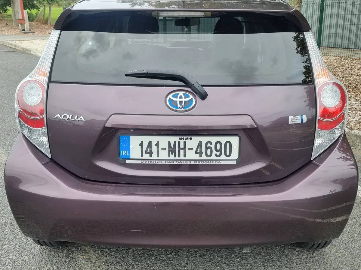 Toyota Aqua 2014 hybrid.  Automatic €5990 - Image 2