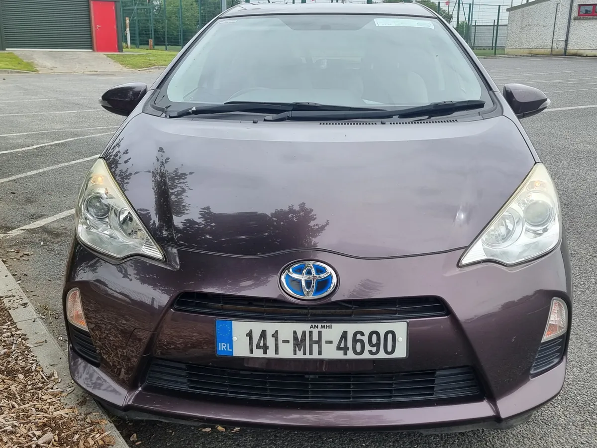 Toyota Aqua 2014 hybrid.  Automatic €5990 - Image 3