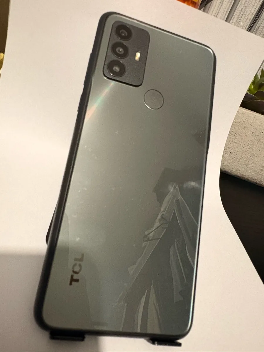 TCL 30 SE - Image 3