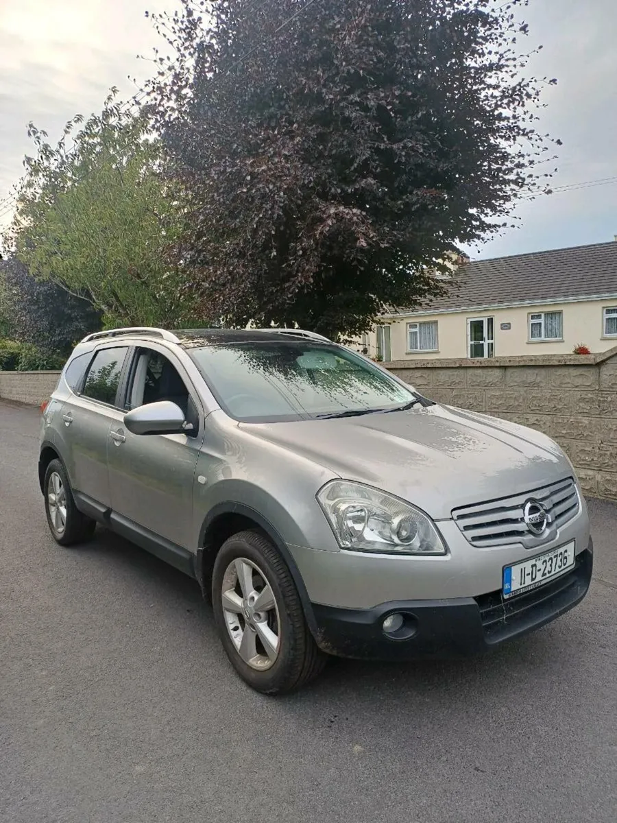 NISSAN QASHQAI 2011 ONLY 63000KM!!! 7 SEATER - Image 1