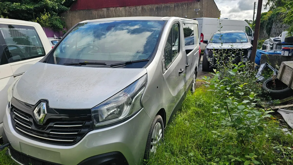 Renault Traffic crew cab 2015 - Image 2