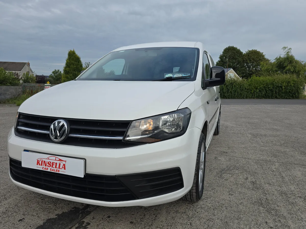 Volkswagen Caddy Maxi  2.0 tdi 2019 - Image 1