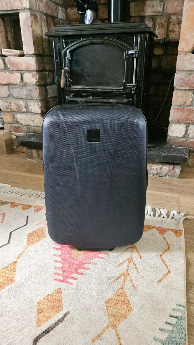 Tripp 2 Wheeled Cabin Hard Shell Bag Suitcase - Image 1