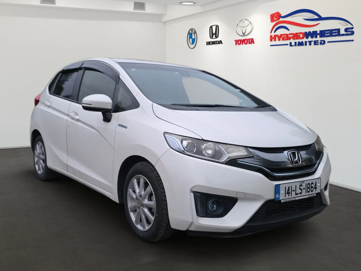Honda Fit 2014 Leather Package Automatic - Image 3