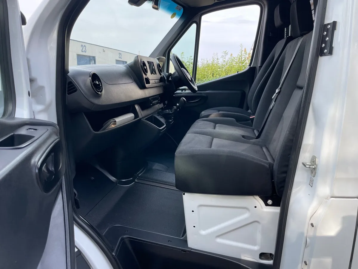 Mercedes-Benz Sprinter 2022 Zero VAT option* - Image 3