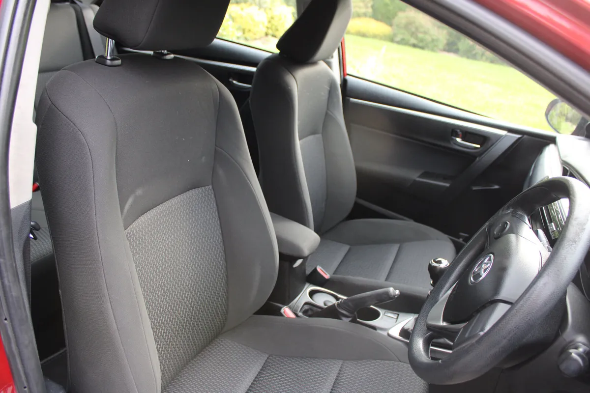 2008 TOYOTA YARIS LUNA 1.0 5dr.