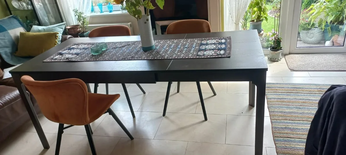 Foldout Table - Image 1