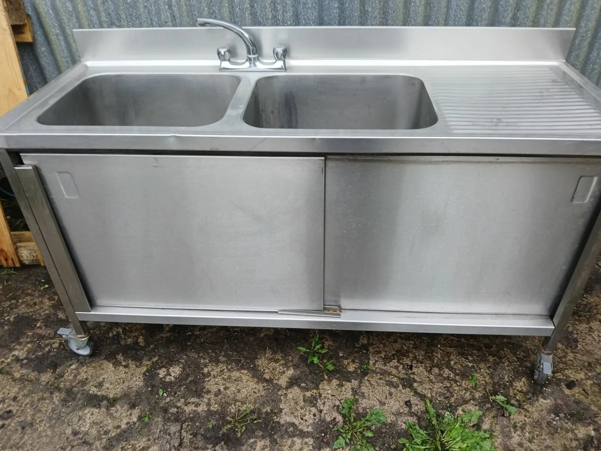 Stainless steel cabbinet double sink unit complete - Image 1