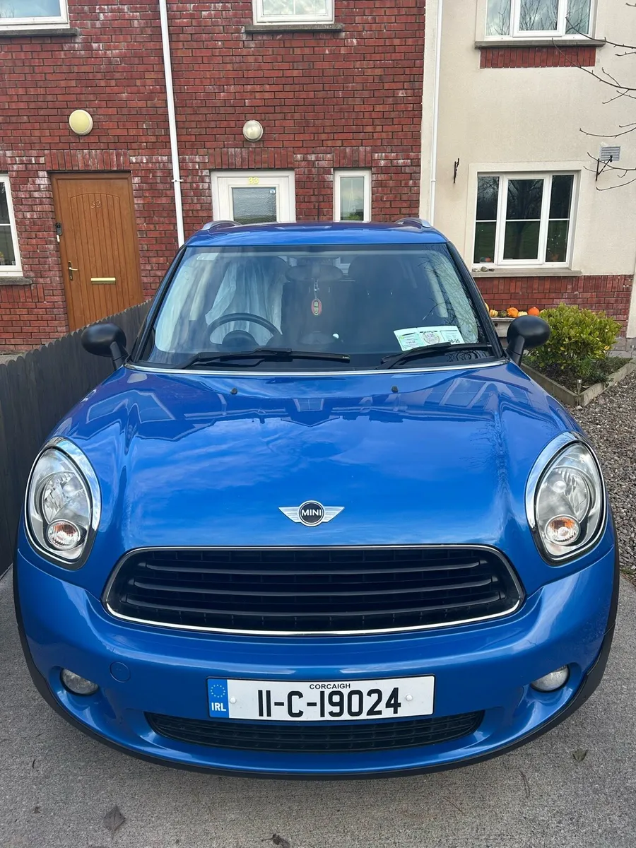 Mini Countryman - Image 2