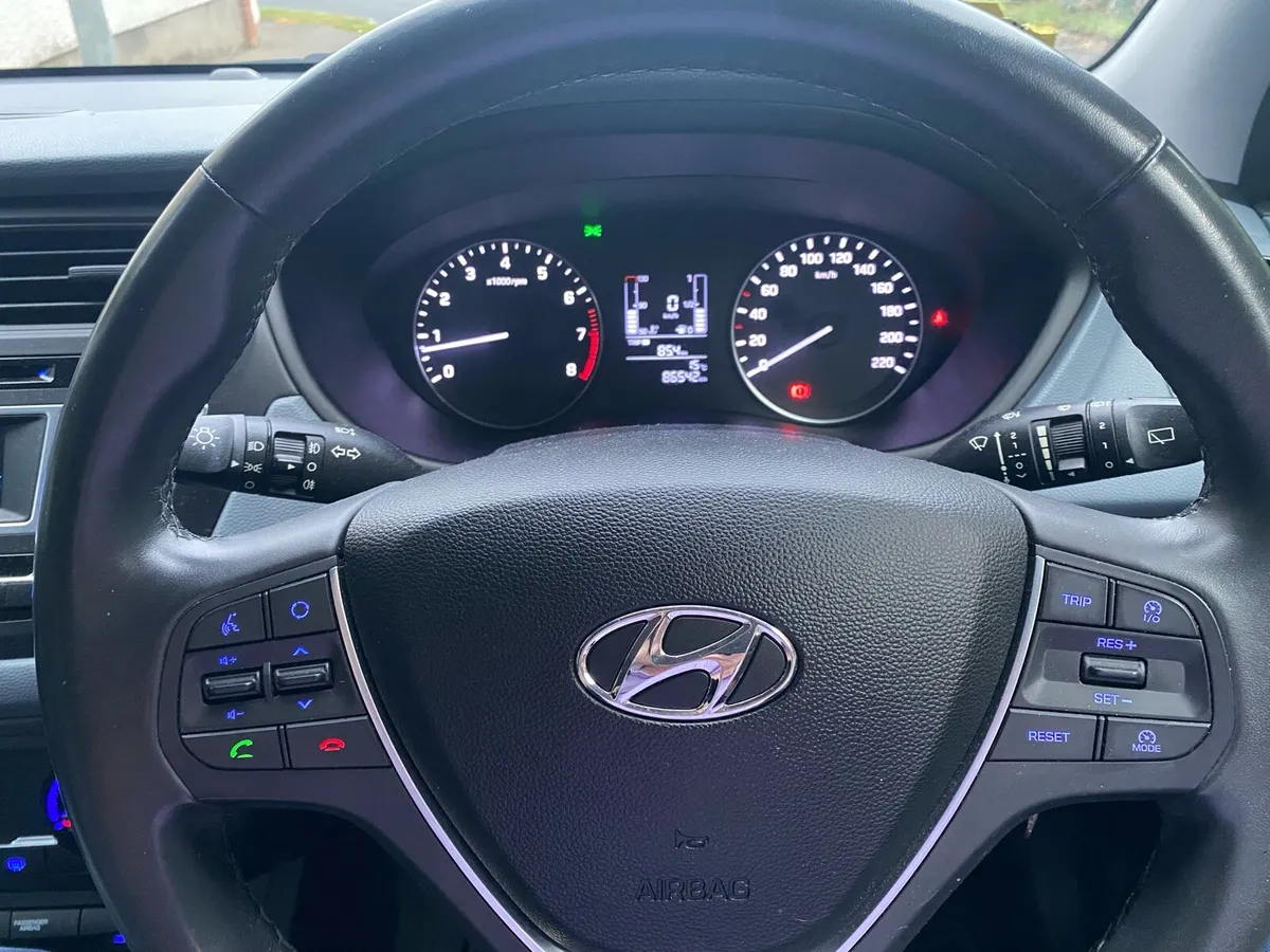 Hyundai i20 1.2 - Image 3
