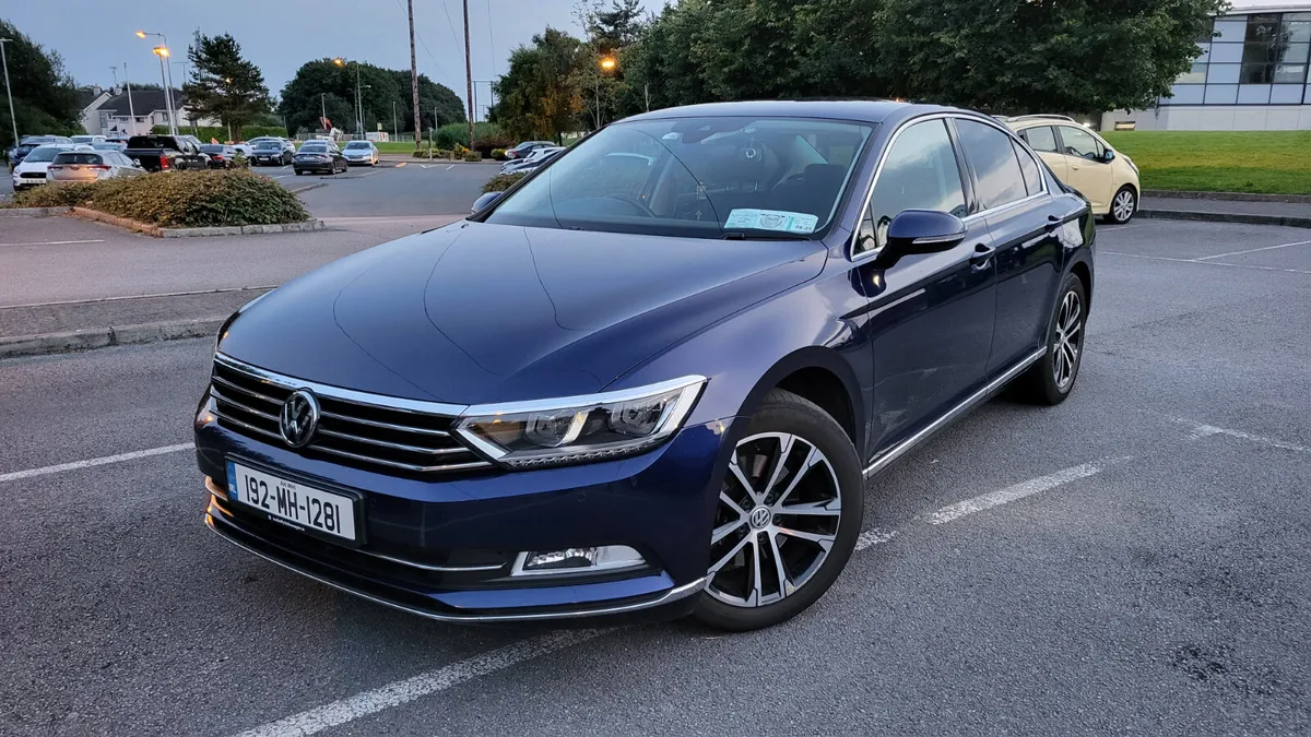 192 Volkswagen Passat Highline Auto - Image 1