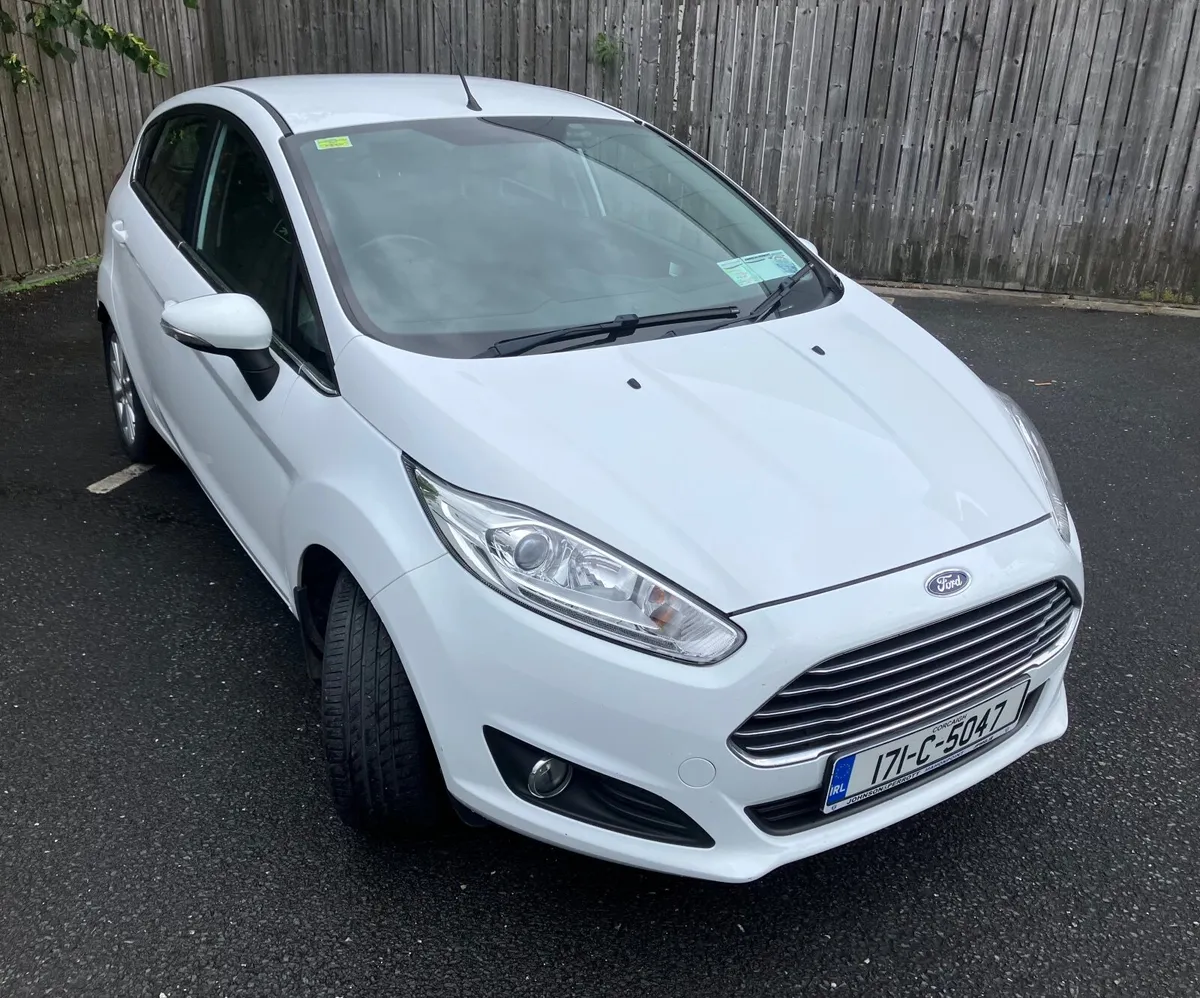 Ford Fiesta 2017 - Image 2