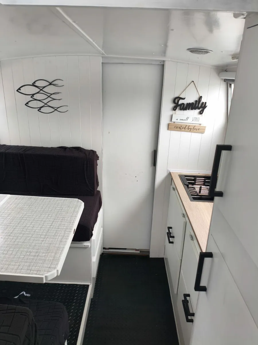 27ft Seamaster 813 - Image 2
