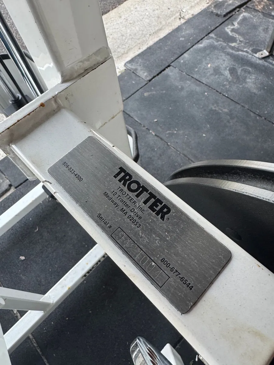 Cybex Trotter Seated Leg Curl & Leg Extension Set - Image 4