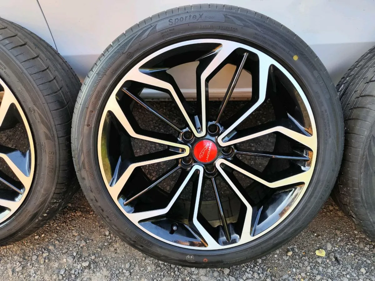 18" Jaguar, Ford, Volvo alloys - new. - Image 4