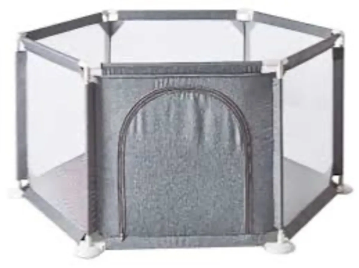 Baby play pen - Image 1