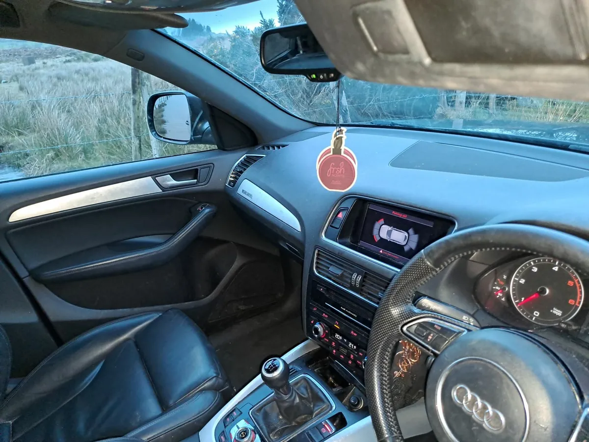 Car - Image 2
