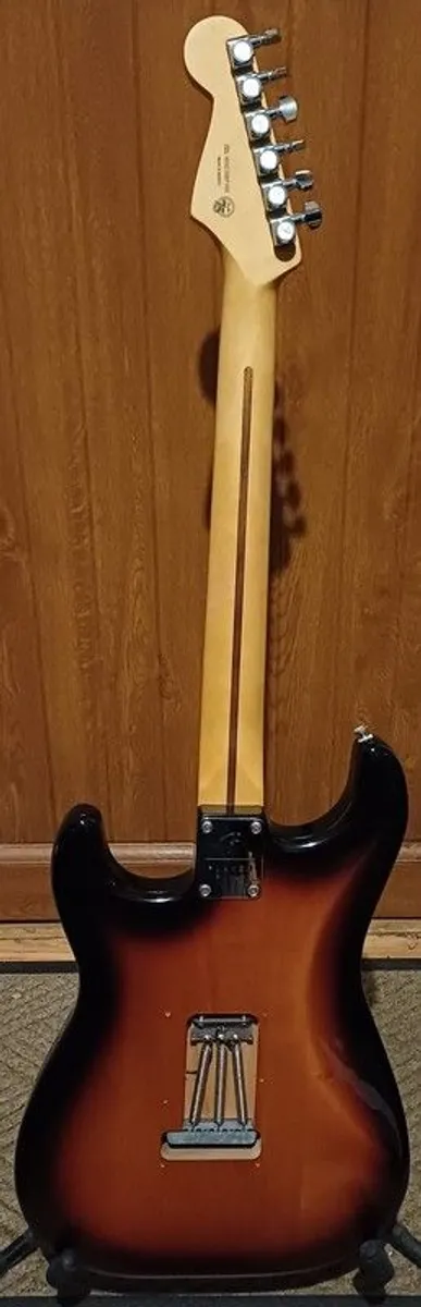 Fender Player Plus Stratocaster - Image 4