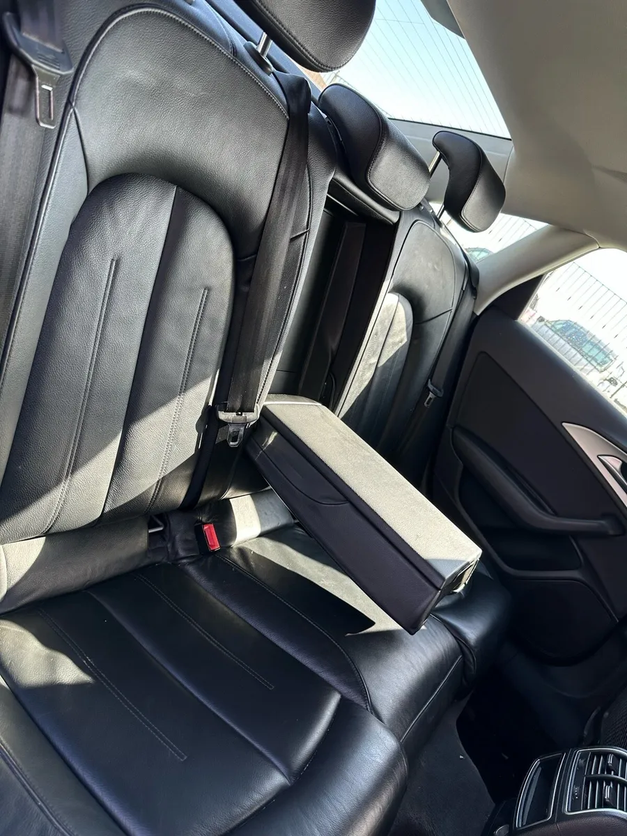 Audi a6 Automatic 2012-Full leather black seat - Image 4