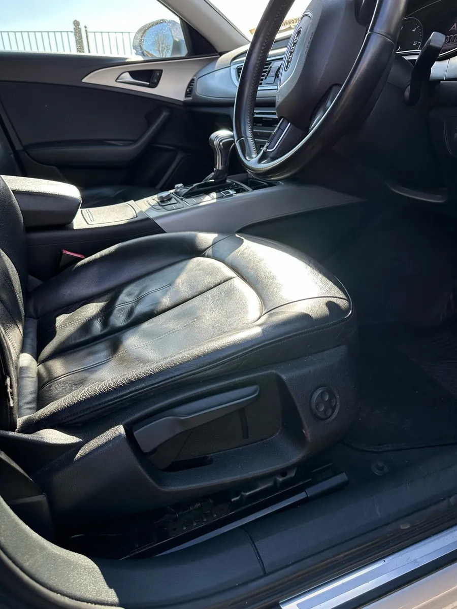 Audi A6 Automatic TDI 2012/black leather seat - Image 4