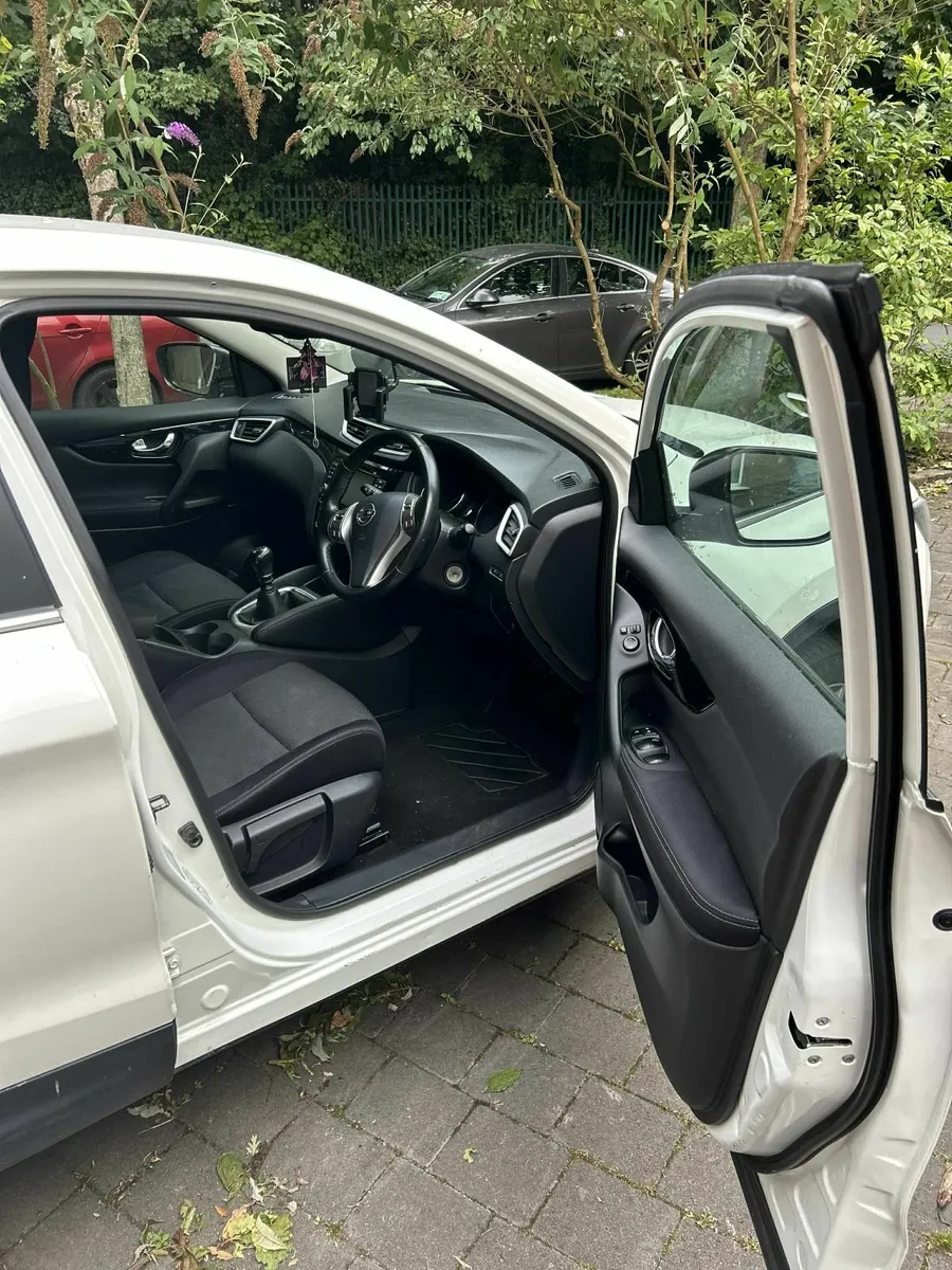 Nissan Qashqai 1.5 DCI Acenta 110PS 5 - Image 1