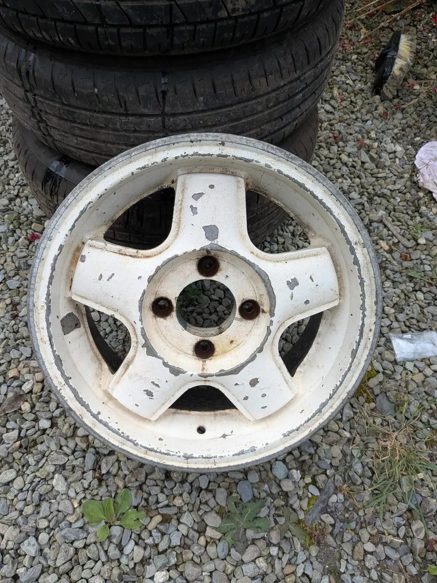 Shed clear out ford parts and alloys wheels - Image 4