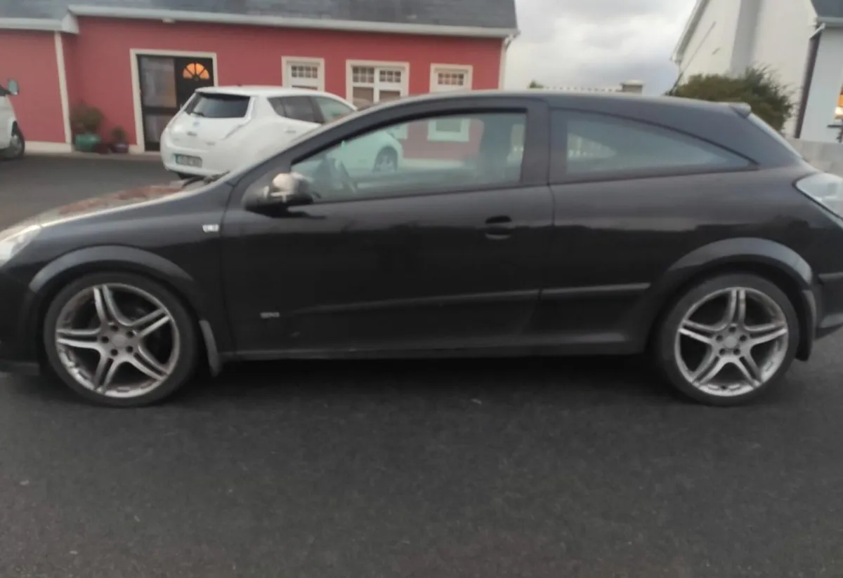 Opel Astra Sport Diesel 2006 - Image 2