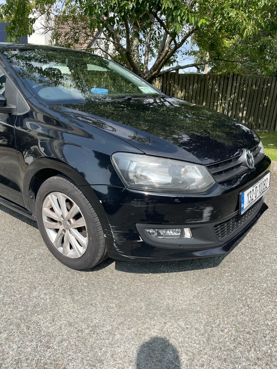2013 Black VW Polo - Image 4