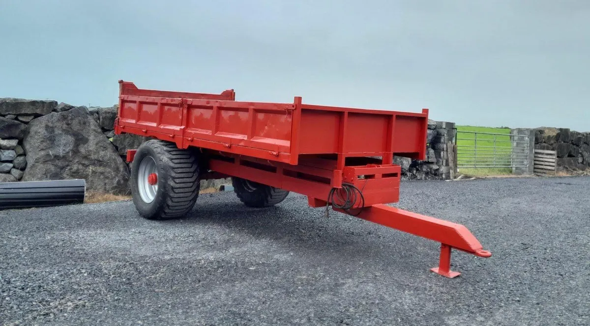 Tipping trailer