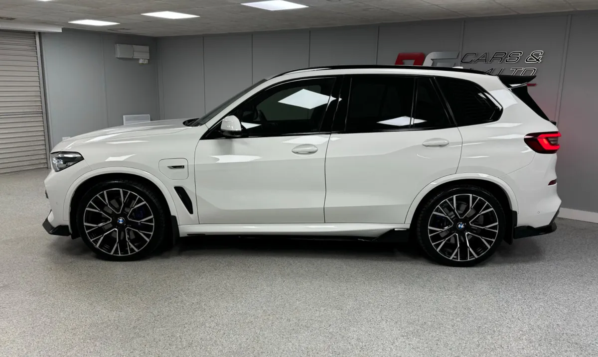 2021 BMW X5 3.0 45E M Sport X Drive Automatic - Image 4