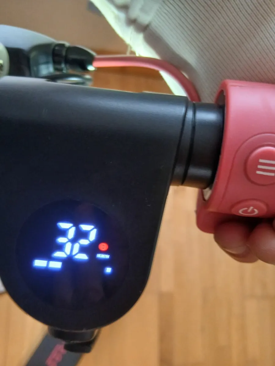 Electric scooter - Image 2