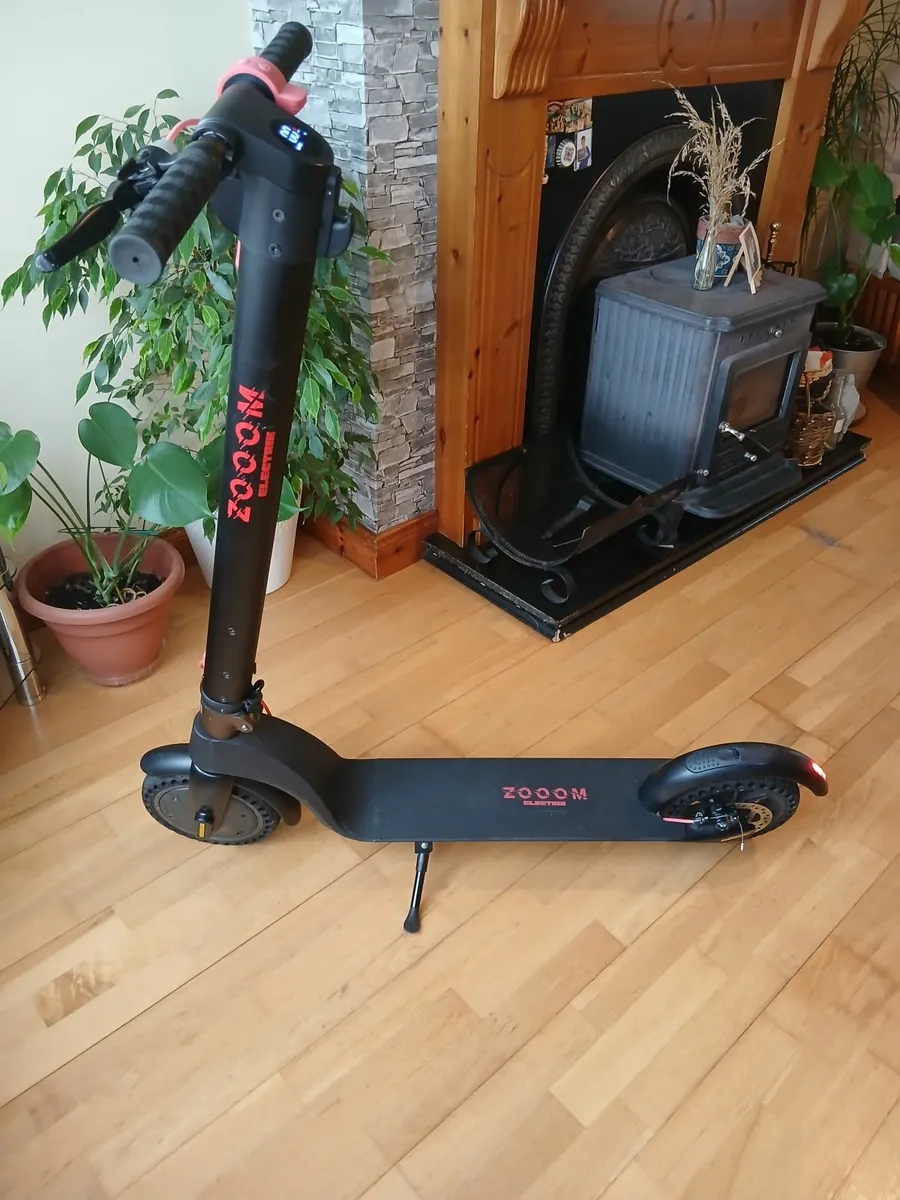 Electric scooter - Image 1