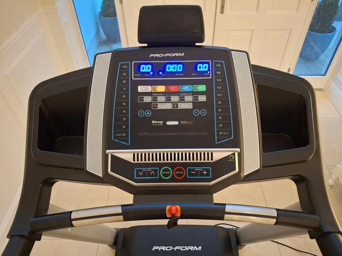 Pro-form Endurance S7.5 Treadmill - Image 4