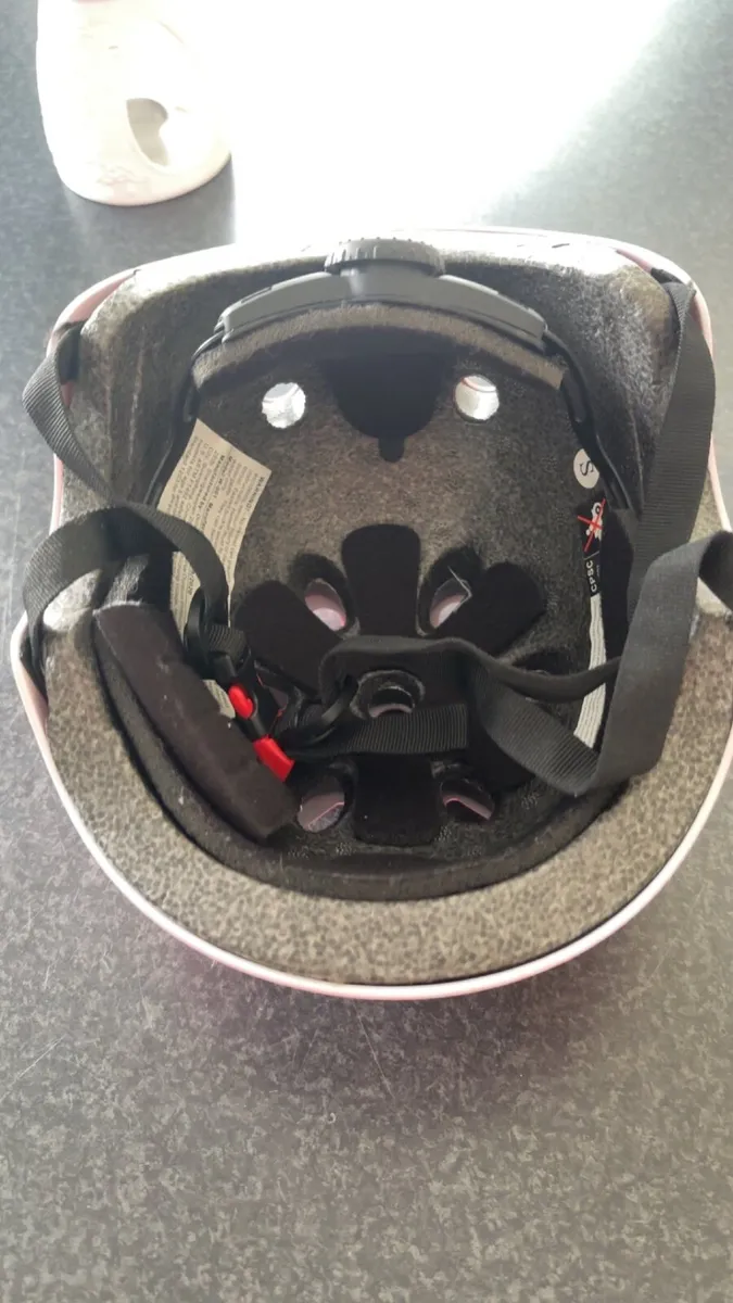 Helmet - Image 2