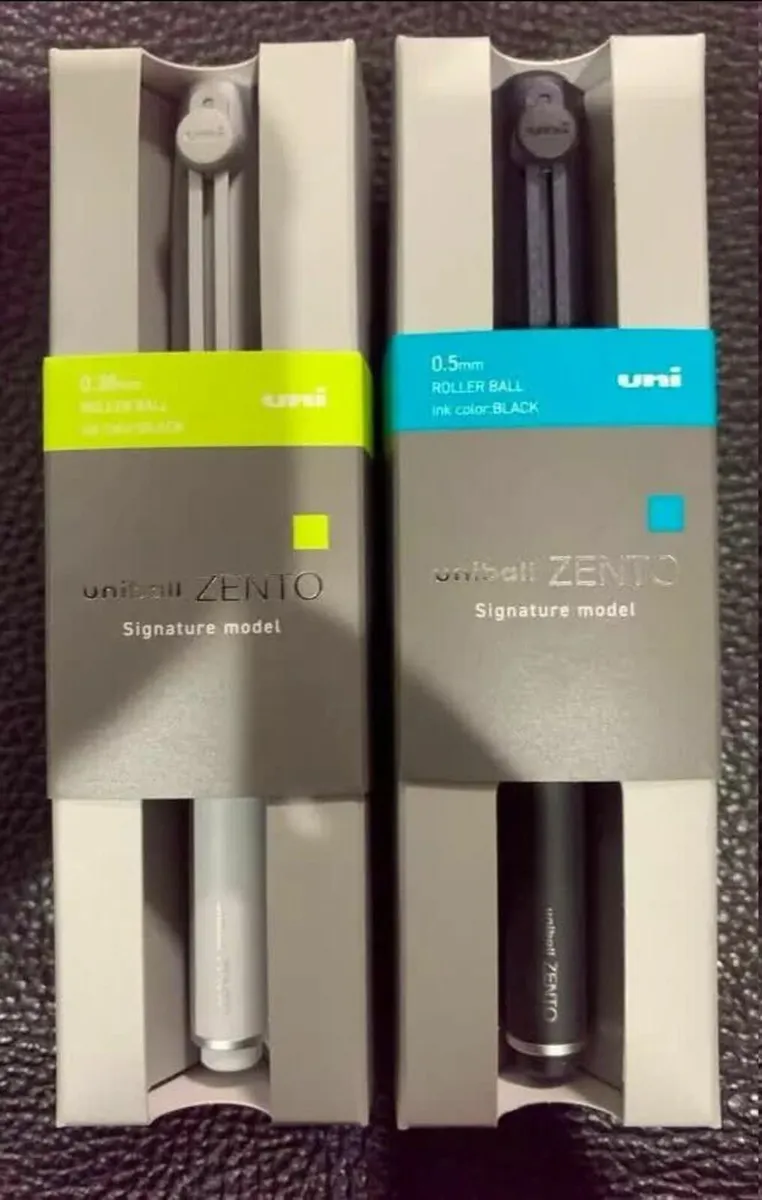 Pen on notebook - Image 1