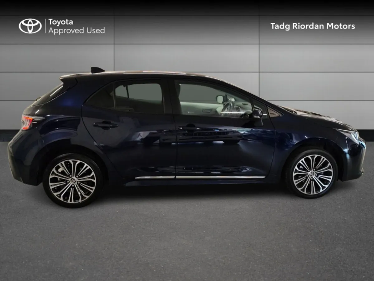 Toyota Corolla HYBRID SOL H/B - Image 3