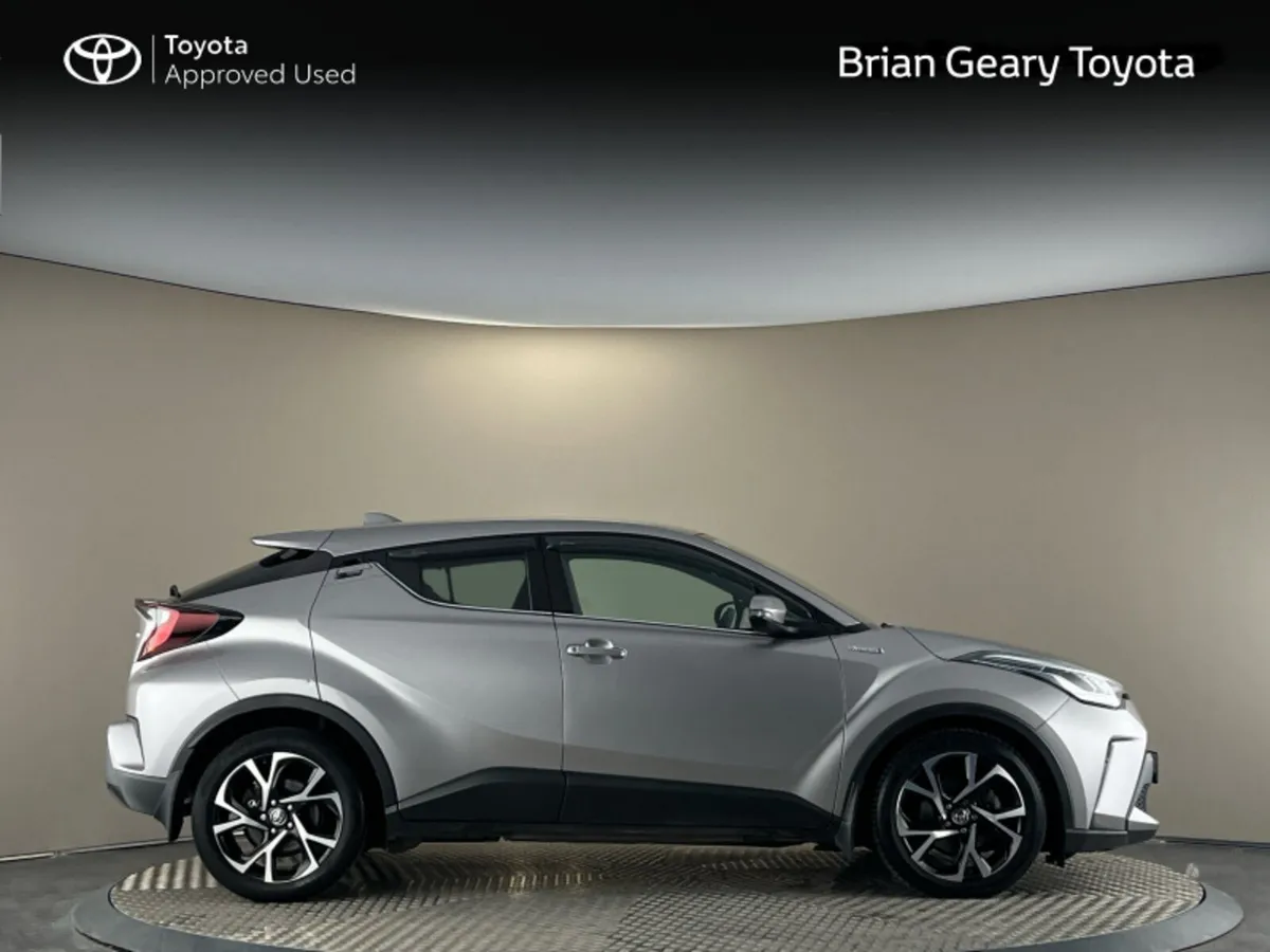 Toyota C-HR HYBRID SPORT - Image 3