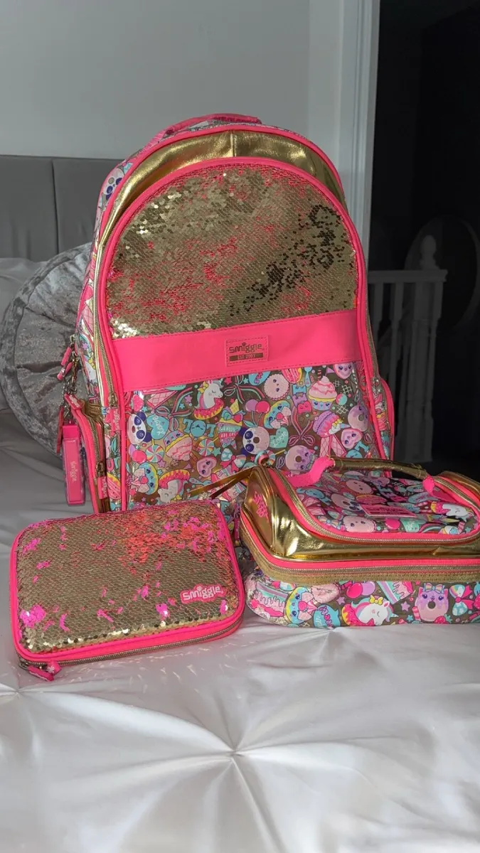 Smiggle set